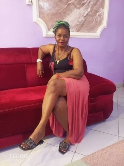 Anjelica 49 ans Yaoundé Cameroun