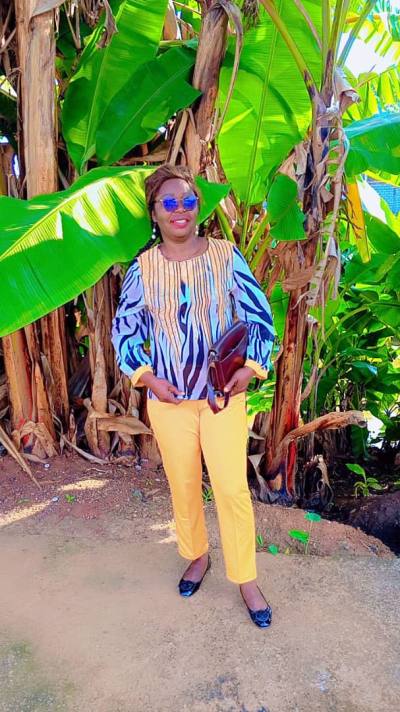 Lydie 45 ans Yaoundé  Cameroun