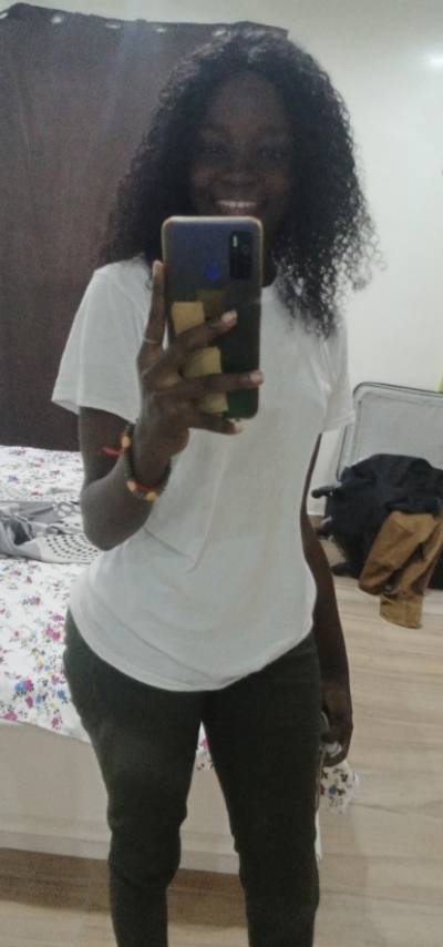 Esther 29 years Abidjan Ivory Coast