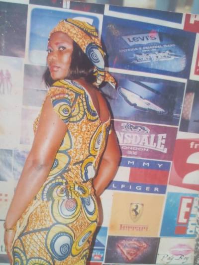 Evelyne 45 ans Yaoundé V Cameroun