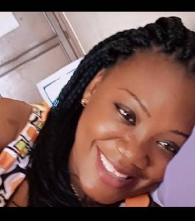 Carine 42 ans Yaoundé  Cameroun