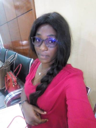 Arielle 36 ans Yaoundé Iv Cameroun
