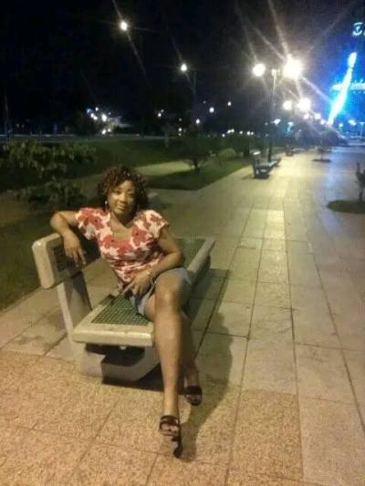 Marie 46 ans Yaoundé  Cameroun