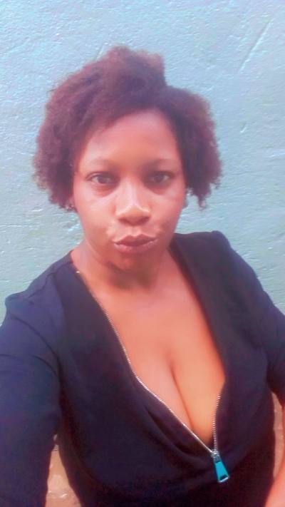 Ida 31 ans Yaounde Cameroun