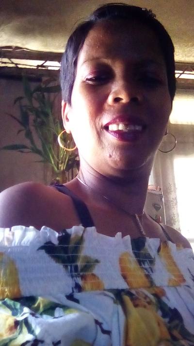 Hoby 43 ans Toamasina Madagascar