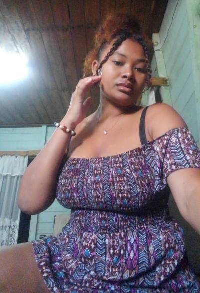 Marie 26 ans Sambava  Madagascar