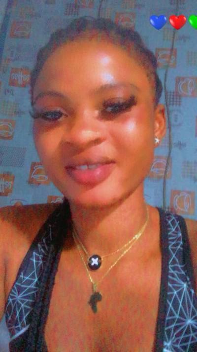 Claudine 32 years Treichville  Ivory Coast