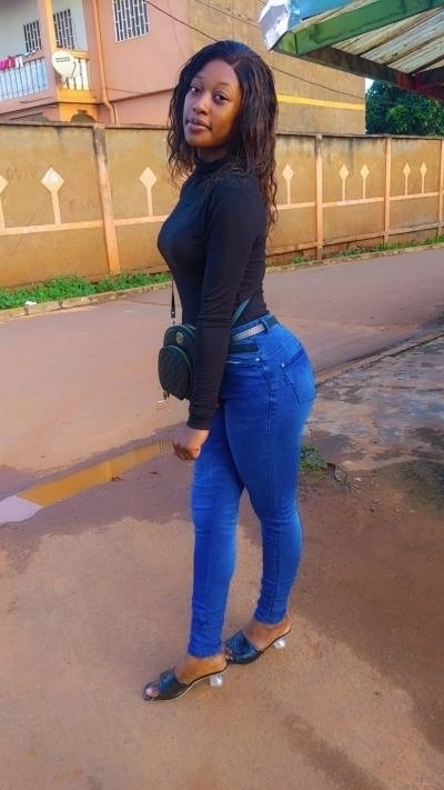 Ornella 22 years Yaounde Cameroon