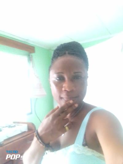 Marie 44 ans Edea Cameroun