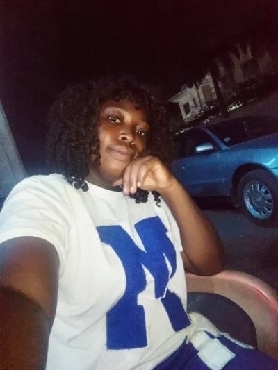 Véronique 29 ans Lomé  Togo