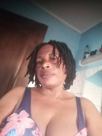 Marie Noel 50 ans Yaoundé  Cameroun