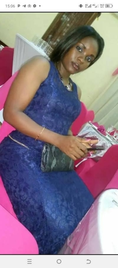 Pascaline  36 Jahre Yaoundé  Kamerun