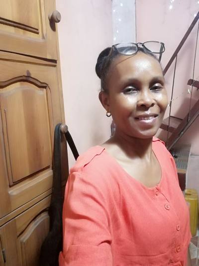 Lucie 53 ans Antananarivo Madagascar