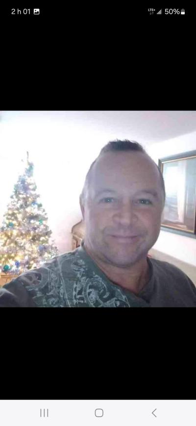 Stephan 56 ans Saint  Canada