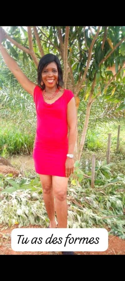 Bernadette 46 years Yaoundé  Cameroon