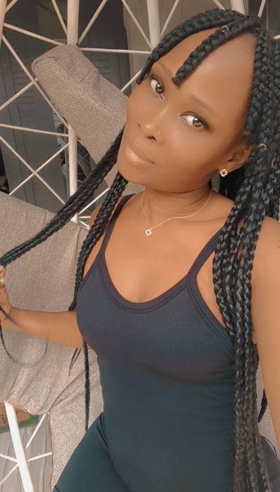 Flore 33 ans Cocody Côte d'Ivoire