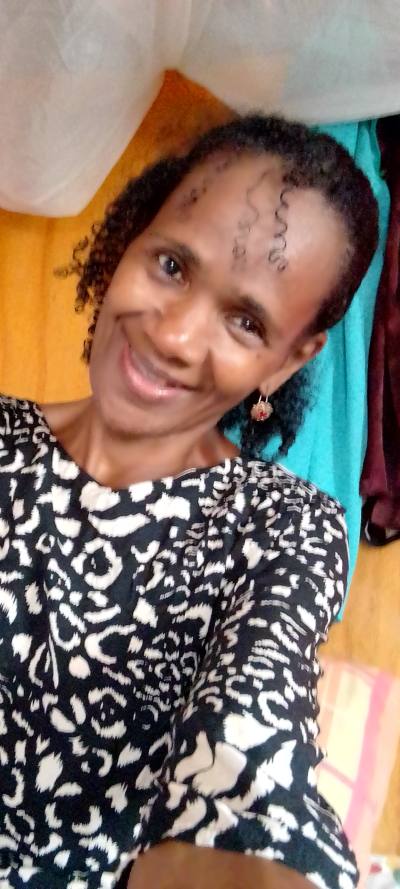 Lanielle 47 ans Farafangana  Madagascar