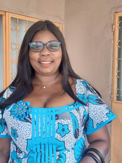 Anne 51 ans Yaoundé Cameroun