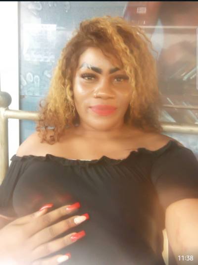 Lynn 26 ans Mfoundi Cameroun