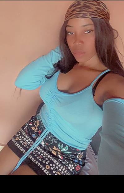 Beverly 32 ans Yaoundé  Cameroun