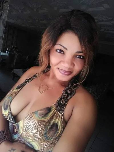 Delphine 36 years Mfou Cameroon