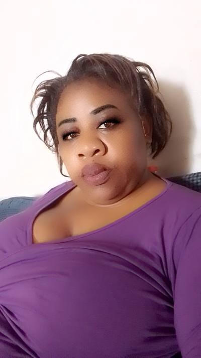 Belle 42 ans Yaoundé  Cameroun