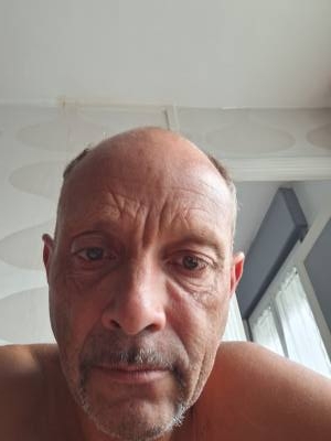 James 51 ans Tourcoing France