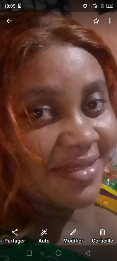 Jeanne  30 ans Bioko Norte Guinée équatoriale