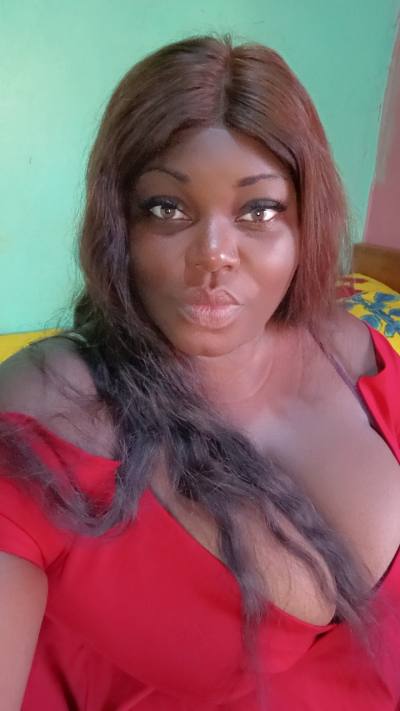 Vanessa 26 ans Yaoundé  Cameroun