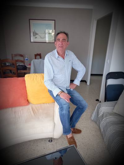 Jean 60 ans Perpignan France