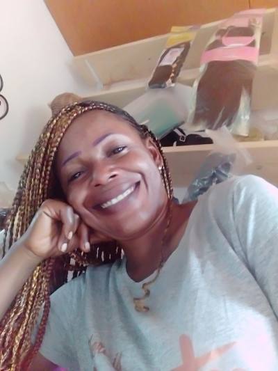 Marie 43 ans Yaoundé Centre Cameroun