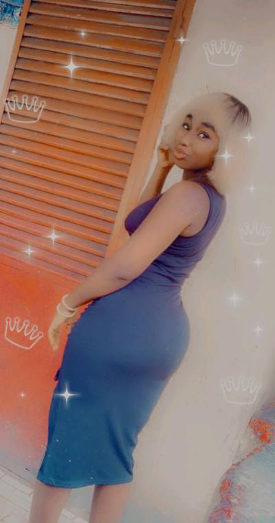 Camara 23 ans Kindia  Guinée