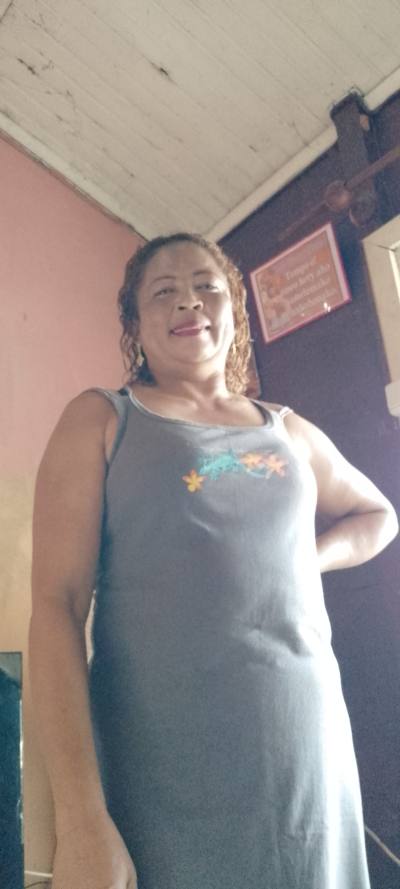 Clarisse 48 ans Antananarivo  Madagascar