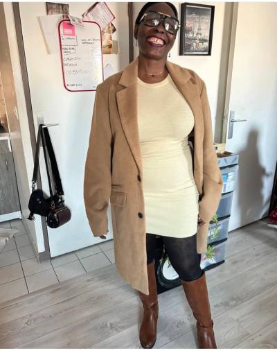 Lucie 53 ans Mouvaux France