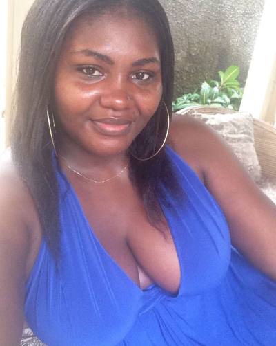 Marseline 36 years Douala  Cameroon