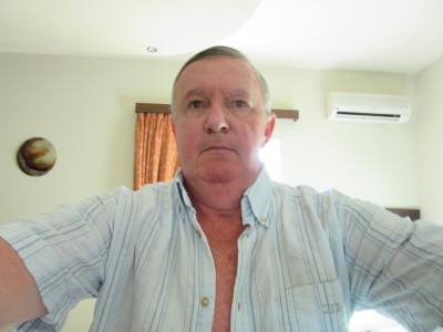 Jean louis 74 ans Brest France