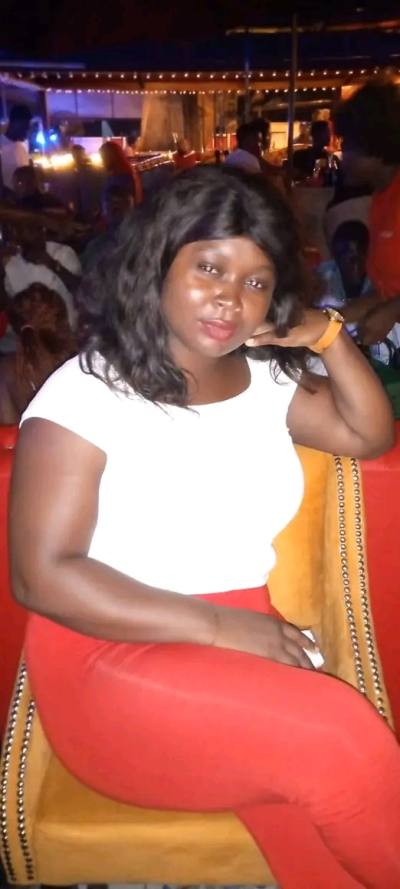 Marie 26 years Douala Cameroon