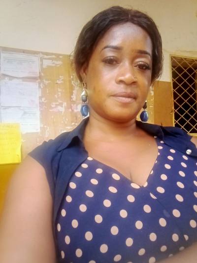 Edwige 44 ans Yaoundé Cameroun