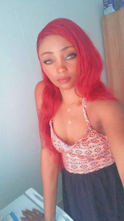 Fleur 29 ans  Pointe Noire  Congo