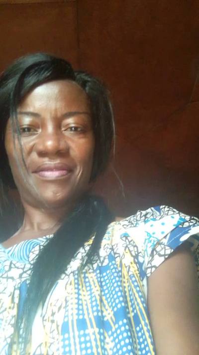 Cecile 52 ans Yaoundé 5 Cameroun