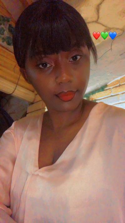 Djemylla  31 ans Libreville  Gabon