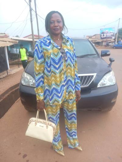 Nicole 51 ans Yaounde Cameroun