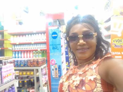 Philomene 42 ans Yaoundé  Cameroun