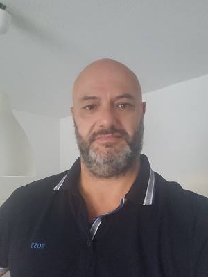 Eric 52 ans Bordeaux France