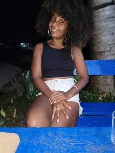 Kelly 33 ans Antalaha  Madagascar