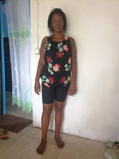 Jeanne 55 ans Sambava Madagascar