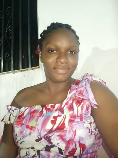 Mlouise 34 years Yaoundé  Cameroon