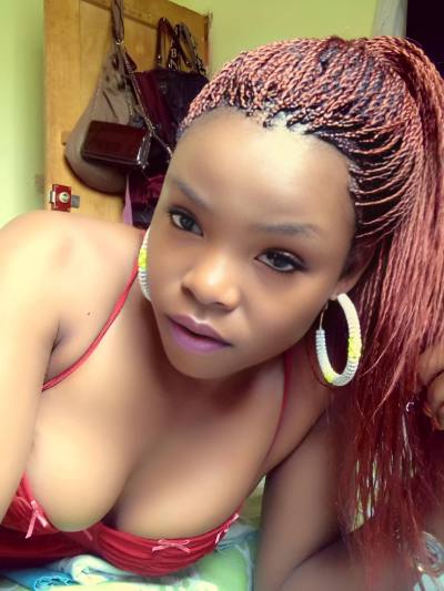 Elisette 34 Jahre Yaoundé  Kamerun