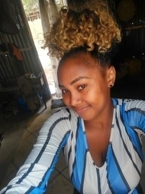 Prisca 22 ans  Madagascar