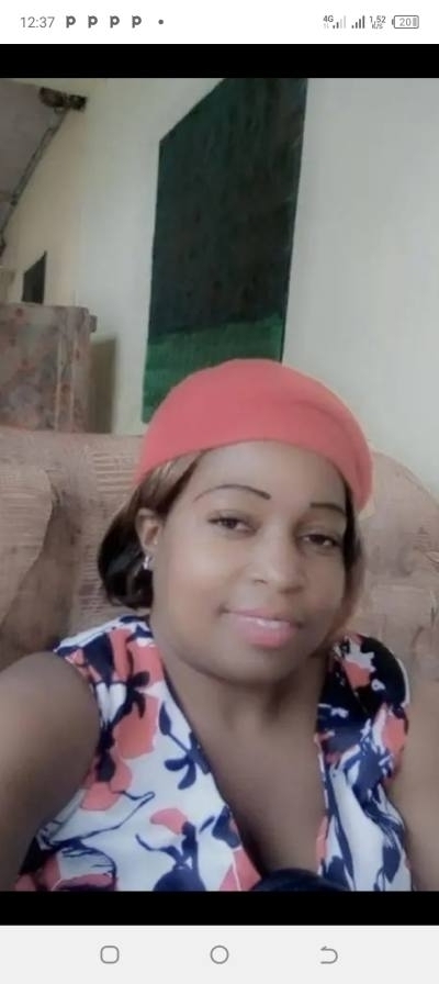 Marline 40 years Eseka Cameroon